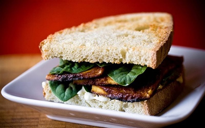 Thực phẩm hỗ trợ giảm cân - Sandwich chay ngon bá cháy